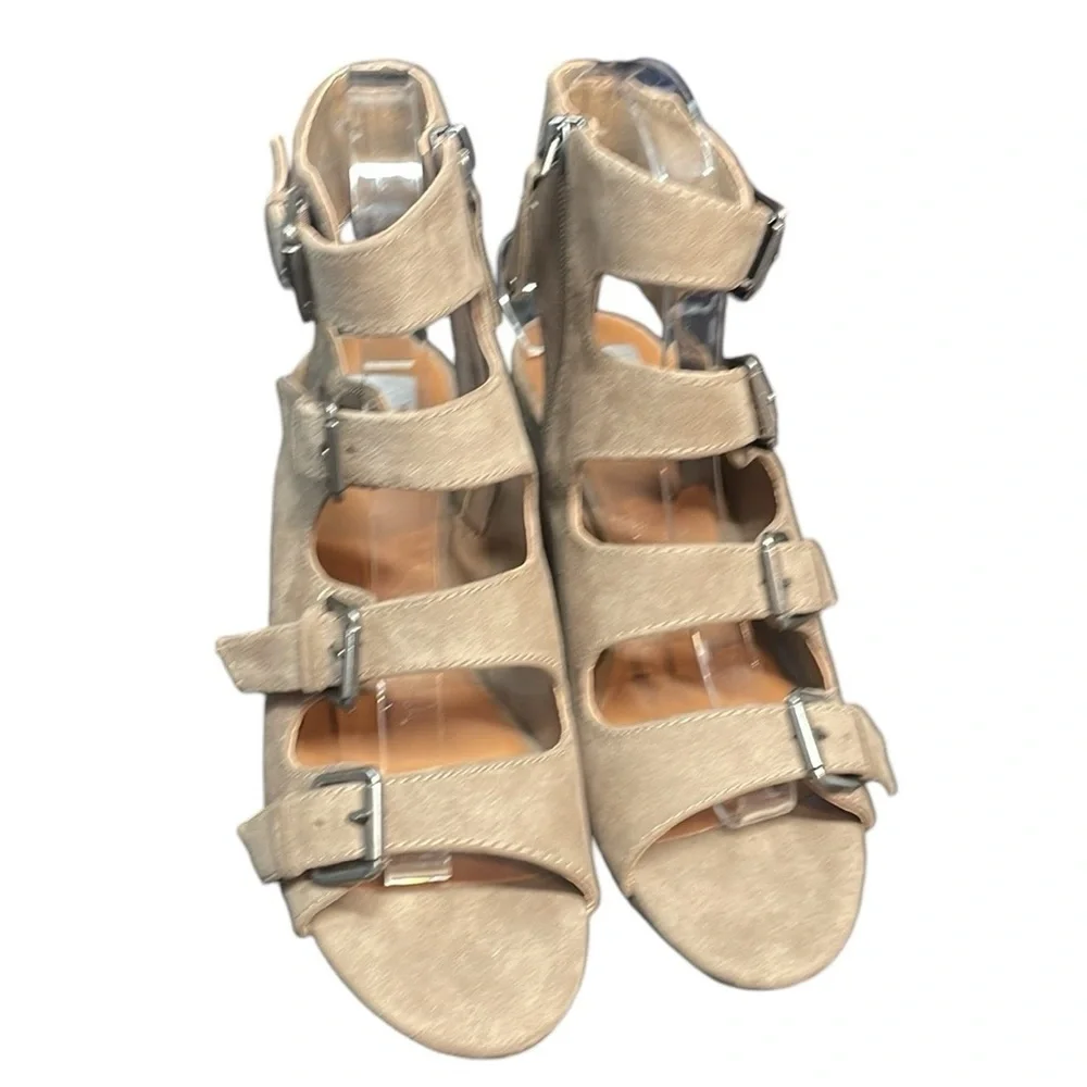 DV Faux Leather Wedge Sandals Size 6
